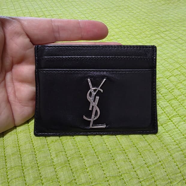 (정품) 생로랑 모노그램 카드지갑/남녀공용/개인/팝니다.