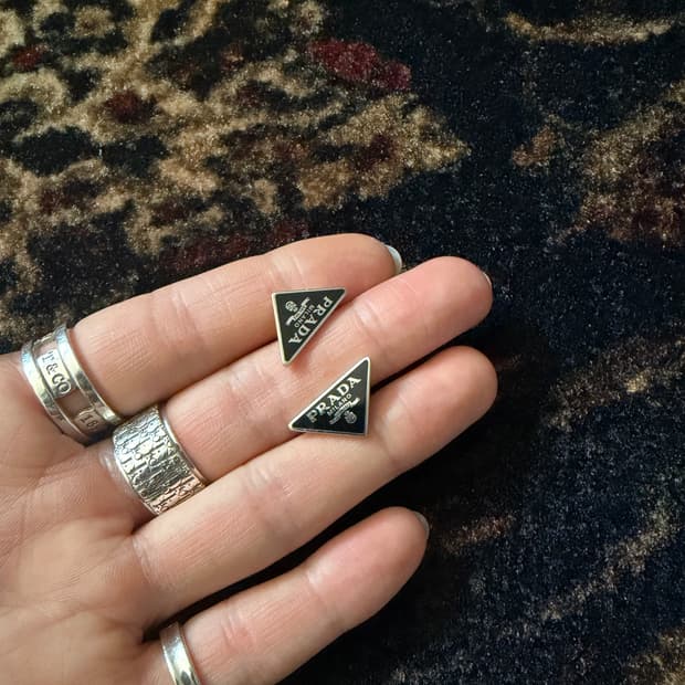 정품 프라다 귀걸이