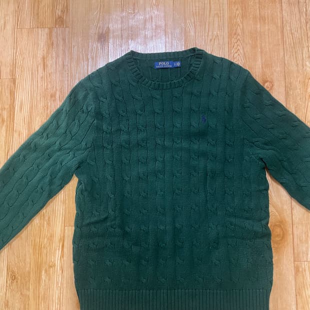 폴로 꽈베기 니트