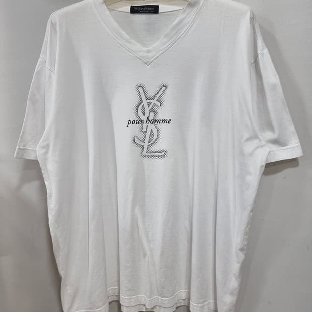 입생로랑 빅로고 V넥 (D283