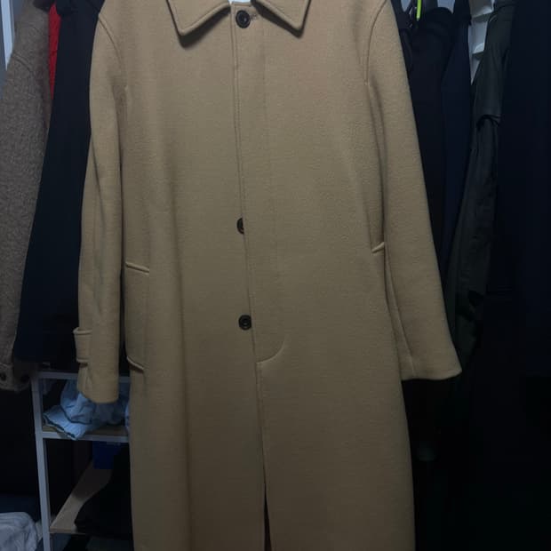 인사일런스 코트