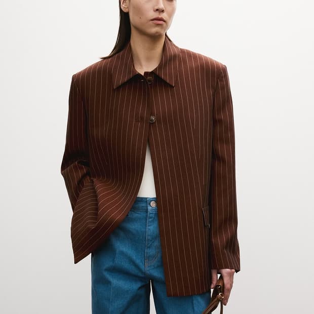 Recto 렉토 클래식 칼라 핀스트라이프 싱글 재킷 레드 브라운