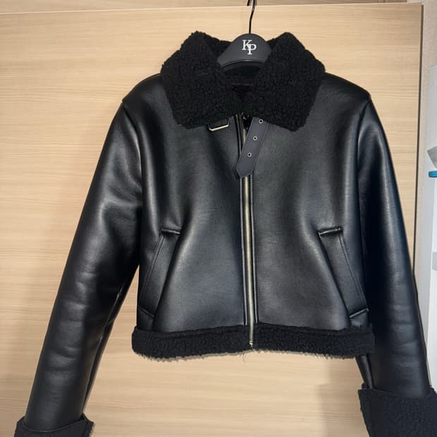 카키포인트 무스탕