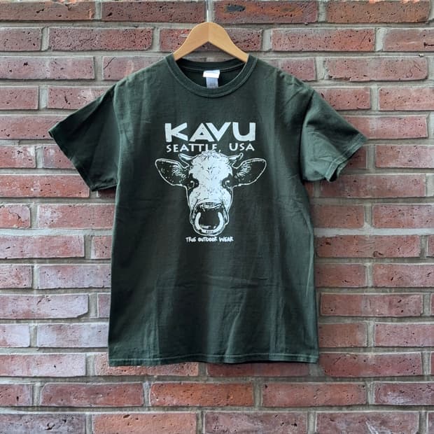 카부 KAVU 시애틀 소 그래픽 티셔츠 