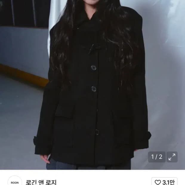 로긴앤로지 더플 포인트 모노 하프코트 블랙