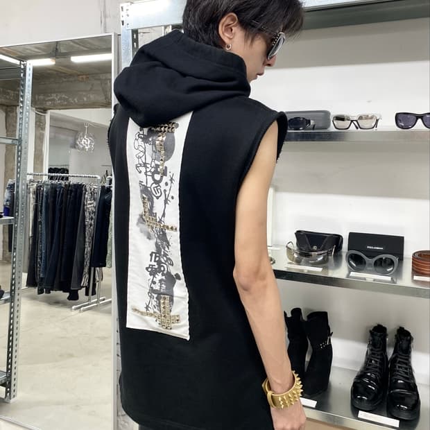꼼데가르송 옴므 플러스 SS2013 스터드 후드 베스트