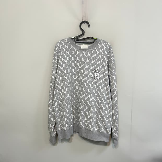 MLB 모노그램 맨투맨 105