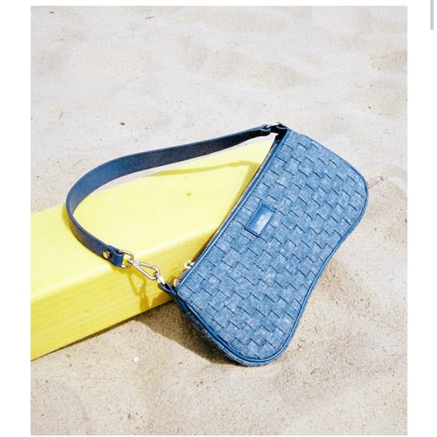 JW PEI)에바 숄더백 - 블루 데님 위브