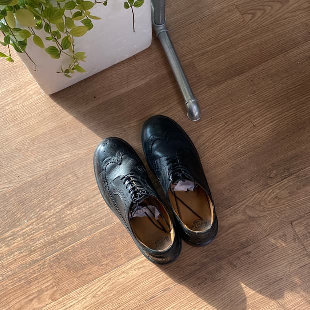 닥터마틴 윙팁 검정