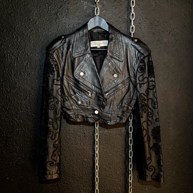 JOSLYN CLARKE – Embroidered Cropped Leat