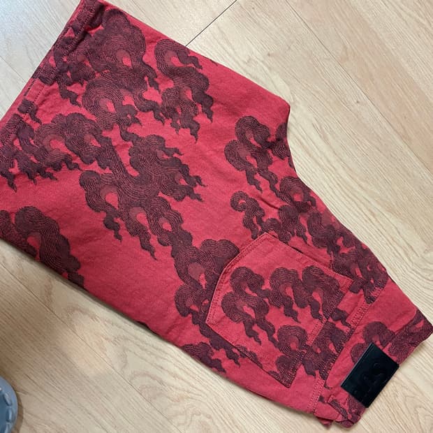 Supreme flames jacquard red