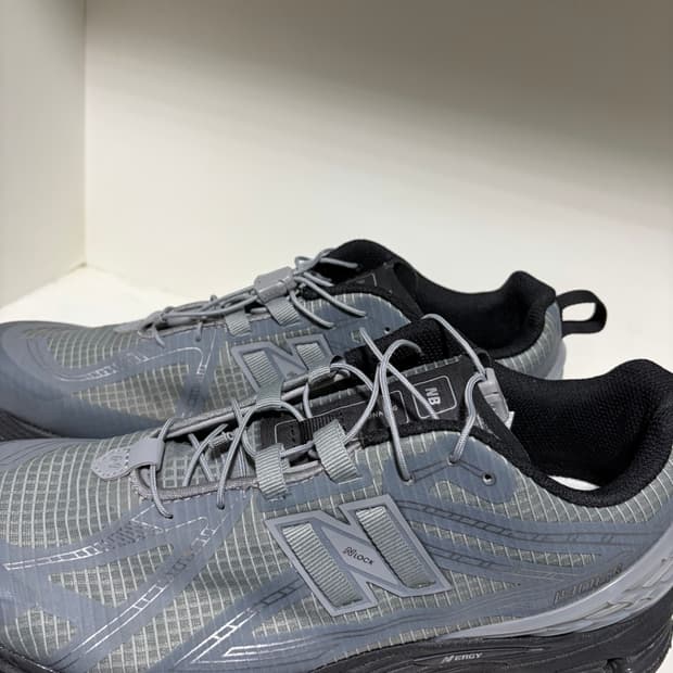 뉴발란스 슬레이트 그레이