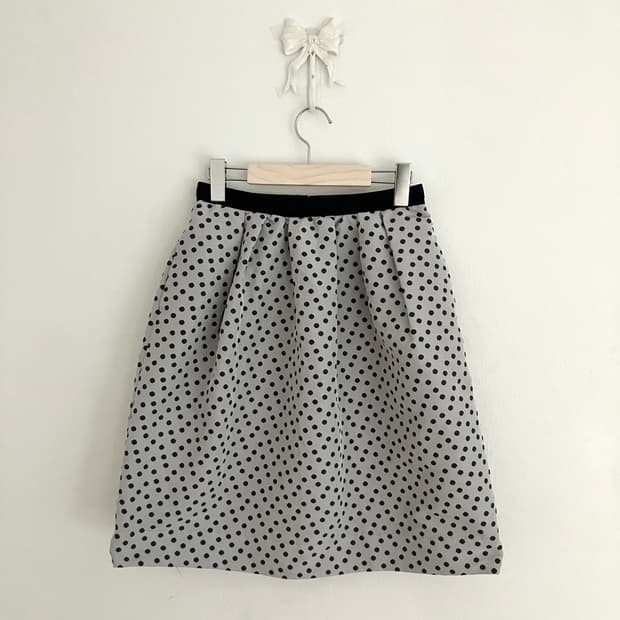 그레이 도트 스커트