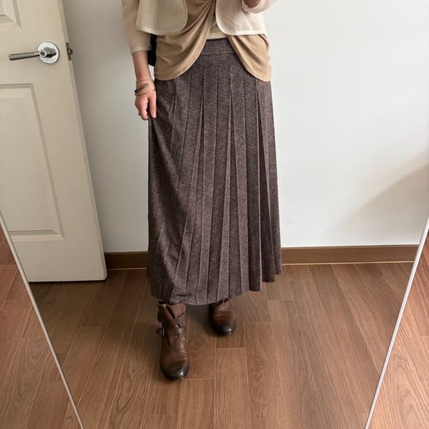 pleats long skirt