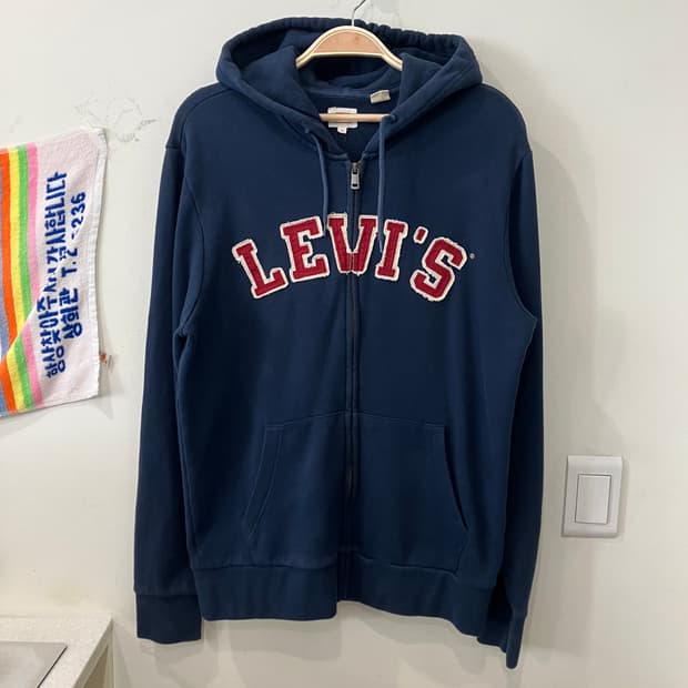 35 리바이스 로고 후드집업