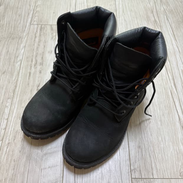 팀버랜드 프리미엄 6인치 워커 부츠 블랙 230