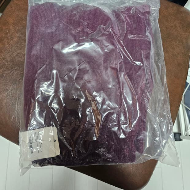 새상품 단종 스테디에브리웨어 울 캐시미어 니트 마룬 3사이즈