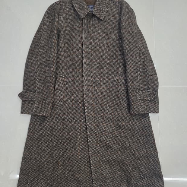 버버리 아이리쉬 트위드 코트