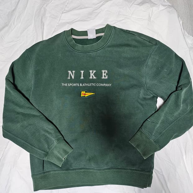 나이키 스우시 맨투맨 스웻셔츠 S