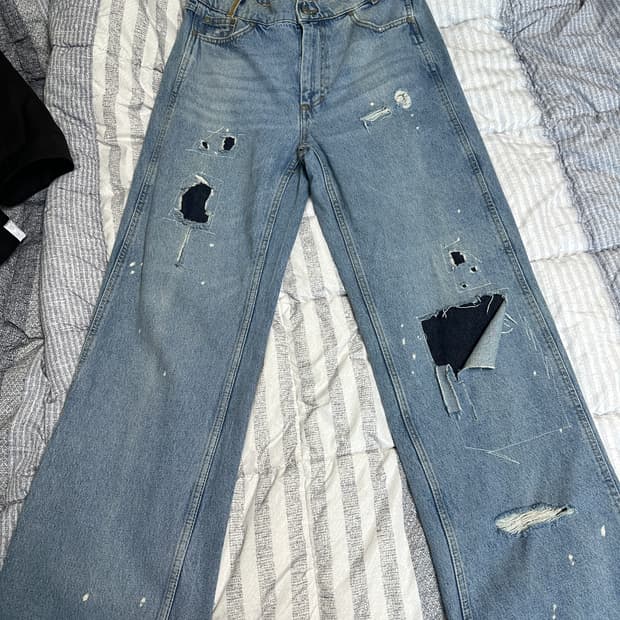 자라 아더에러 EUR38