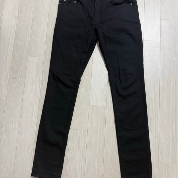 생로랑 21FW 블랙진