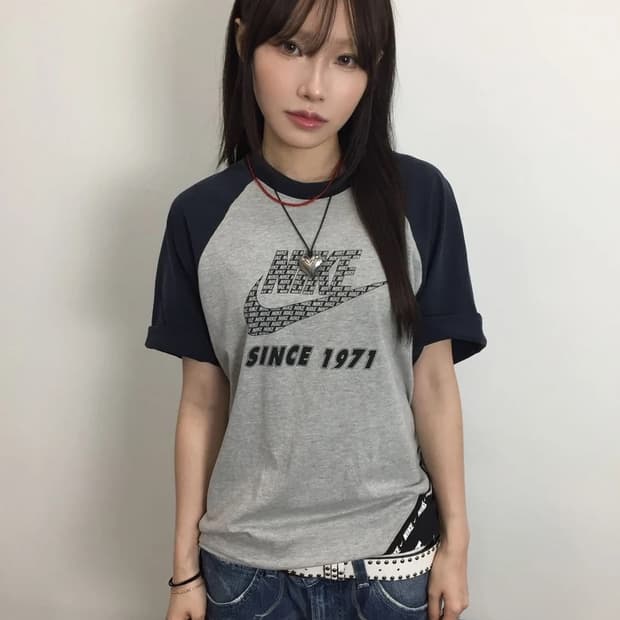 90s Nike Team Graphic Raglan Tee