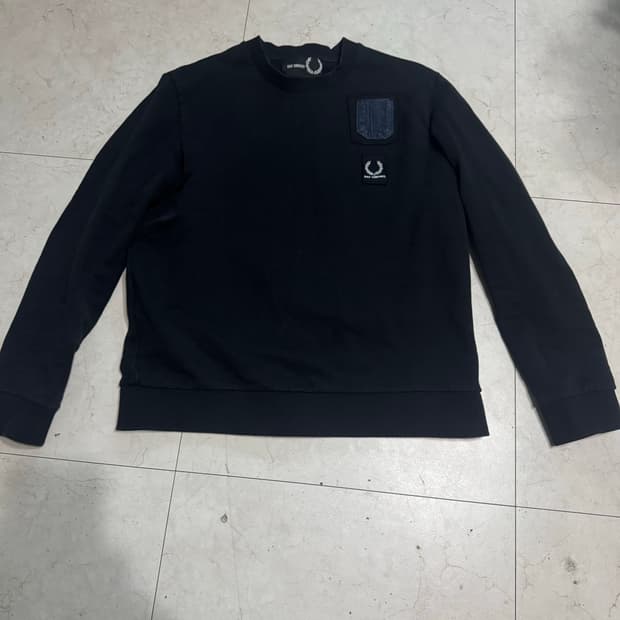 프레드페리 라프시몬스 콜라보 맨투맨 100사이즈