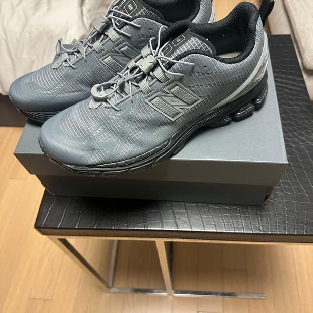 뉴발란스 1906R 슬레이트 그레이