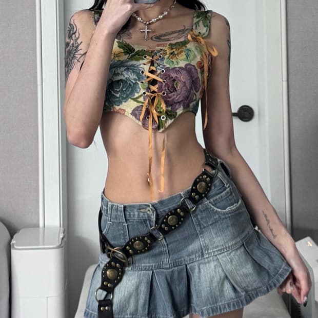 ༒ Mini pleated denim skirt