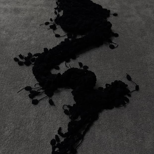 Vintage v-kei punk mood black scarf