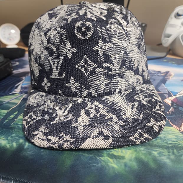 루이비통 모노그램 태피스트리 캡