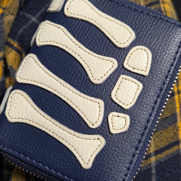 캐피탈 본 미니 지갑 네이비