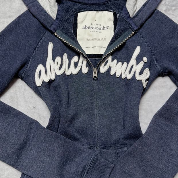 아베크롬비 딱붙핏 투웨이 후드집업