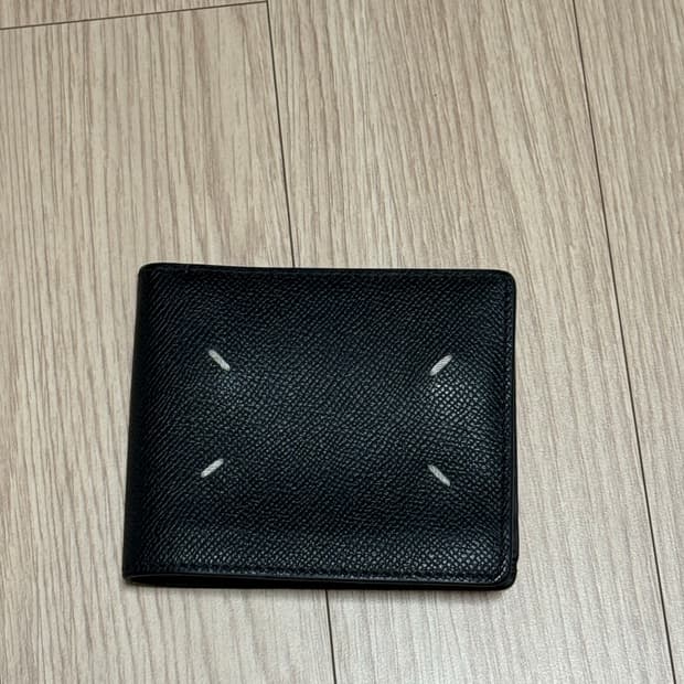 마르지엘라 반지갑