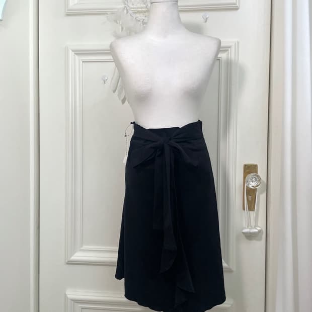 black bow point ruffle midi banding skir