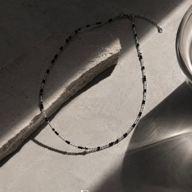 [문의폭주]Ellavo Mono Crystal Beads Necklace