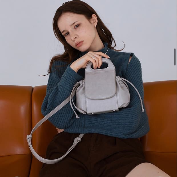 Mur 무르 키치백 라이트 그레이 크로스백 핸드백 숄더백