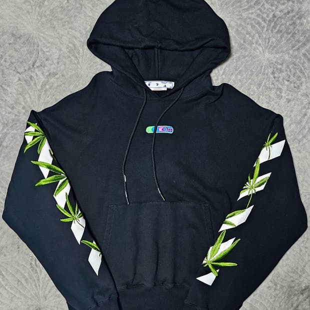 오프화이트 위드 애로우 후드티 블랙 L