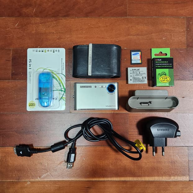 삼성 VLUU NV3 디지털 카메라 빈티지 디카