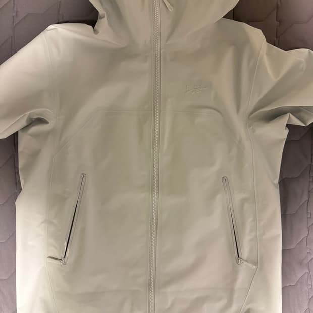 아크테릭스 베타 자켓 w 솔리튜드