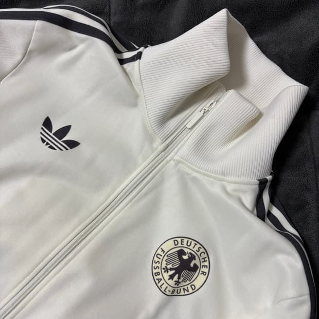 IU21000 아디다스 독일 베켄바우어 져지 오프화이트