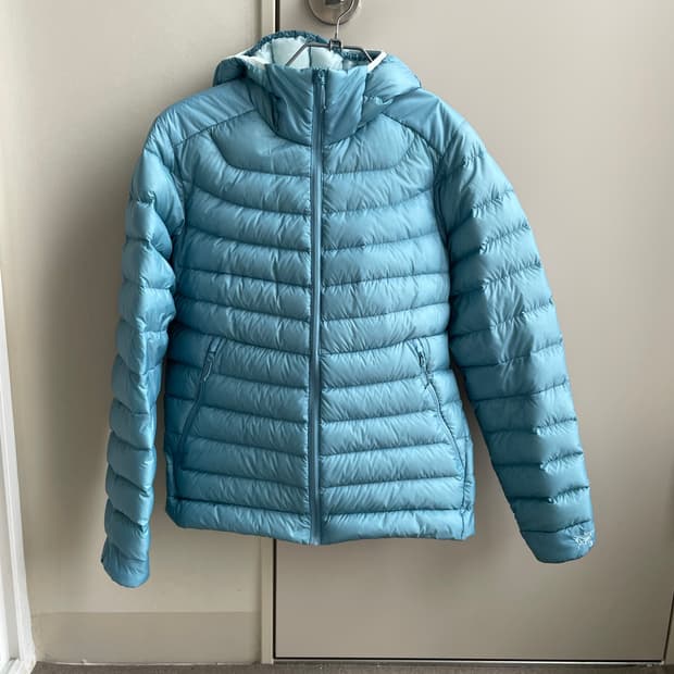 아크테릭스 세륨 후디 우먼 M