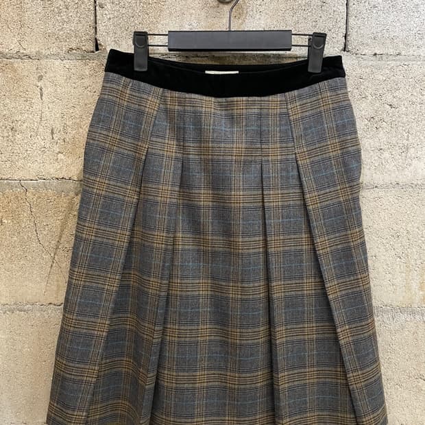 버버리 플리츠 체크 스커트