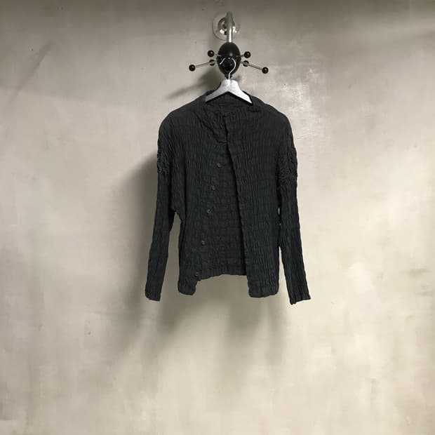 이세이 미야케 플리츠 가디건 블랙 2(W)