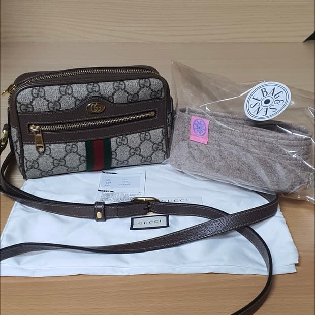 구찌 오피디아 크로스백/카메라백 미니 정품S급(보증서O)