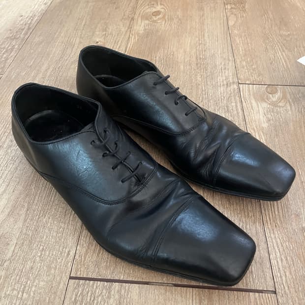 프라다 스퀘어토 옥스포드 슈즈