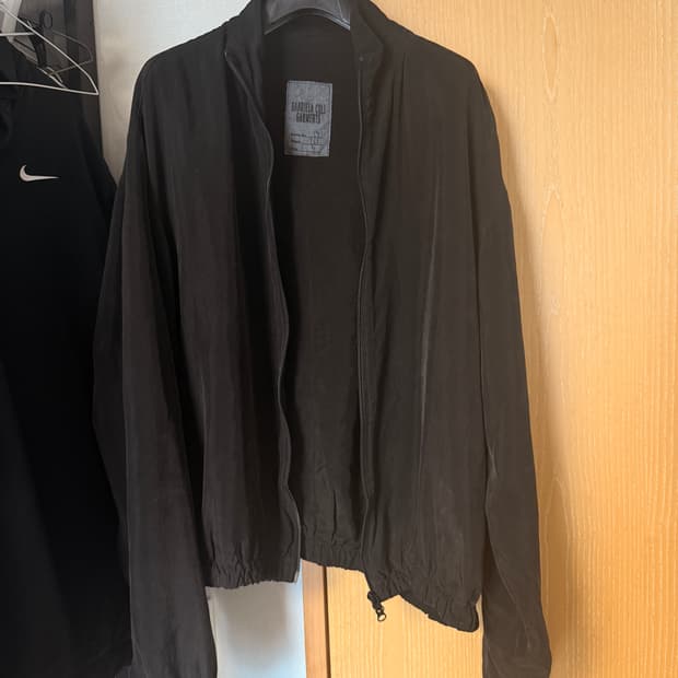 가브리엘라 콜 가먼츠 큐프로 자켓