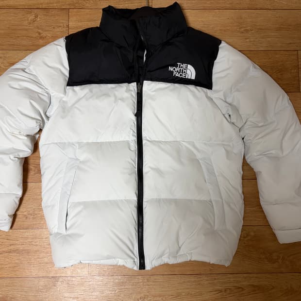 노스페이스 눕시 화이트