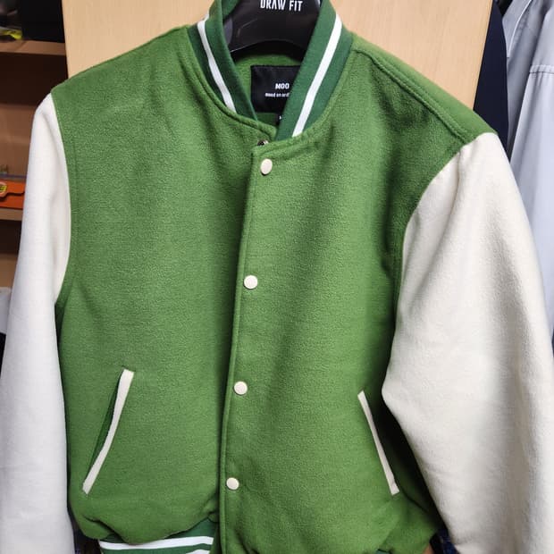 MOO 그린 바시티 m