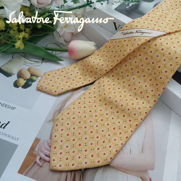 살바토레 페라가모 실크 옐로 플라워 넥타이 9cm A등급 K852
